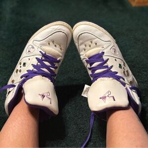 L.A. Gear White and Purple Sneakers Comfortable and Stylish…Vintage